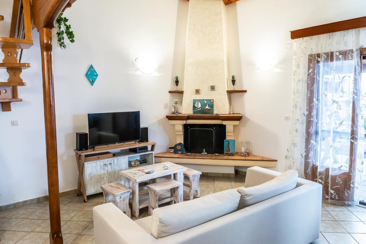 Papadogiannopoulos House Aigio Extérieur photo